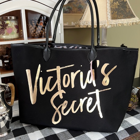 New! VICTORIA’S SECRET TOTE - Picture 1 of 6